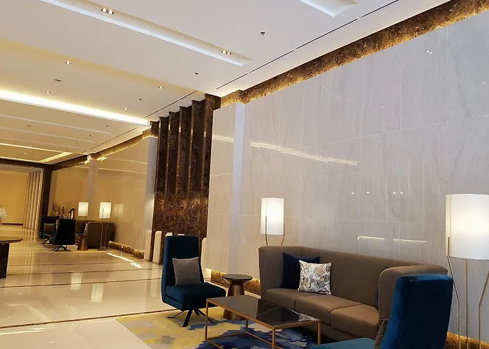 C At Mactan Newtown Hotell
