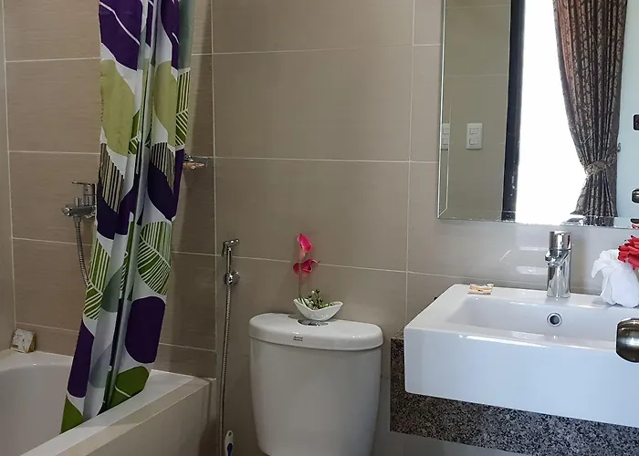C At Mactan Newtown Hotell