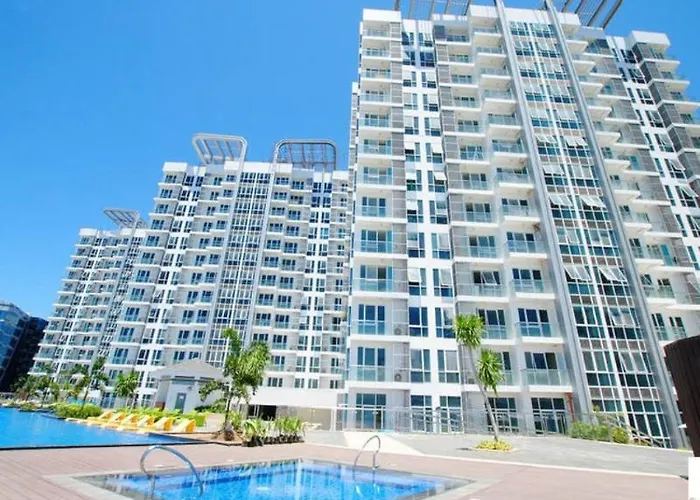 Hotell C At Mactan Newtown 2*