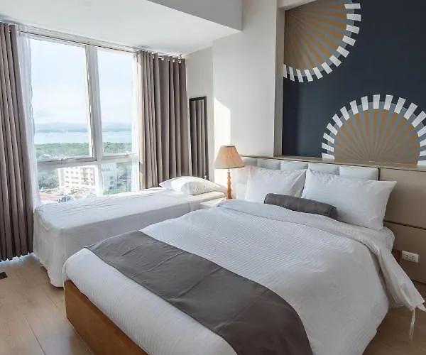 Hotell C At Mactan Newtown